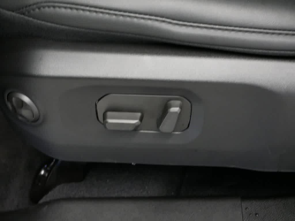new 2025 Jeep Wrangler car, priced at $65,401