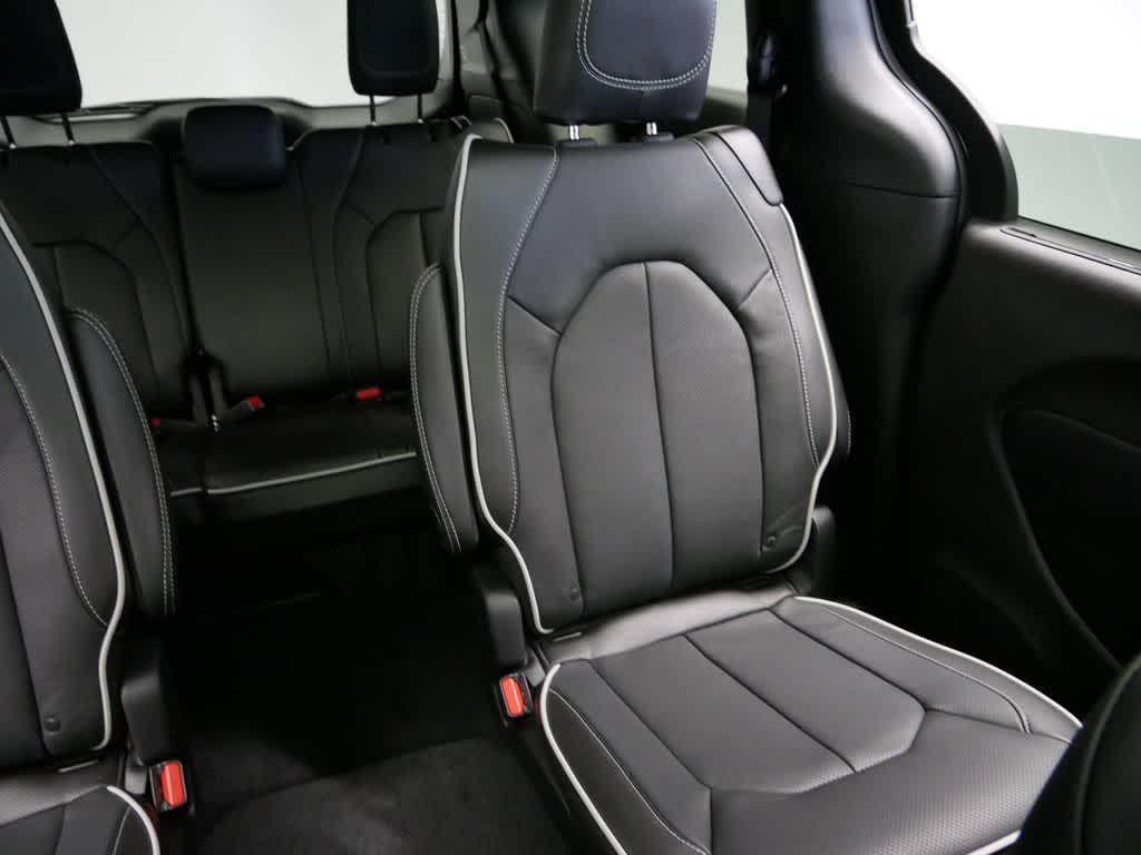 new 2026 Chrysler Pacifica car, priced at $54,125