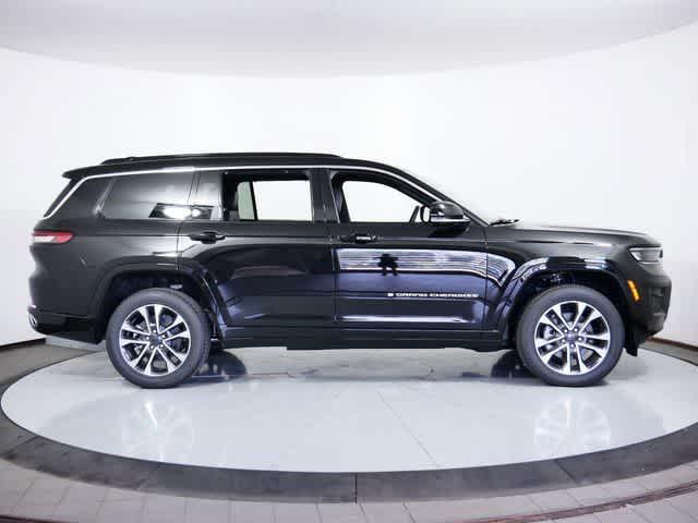 new 2024 Jeep Grand Cherokee L car, priced at $71,082