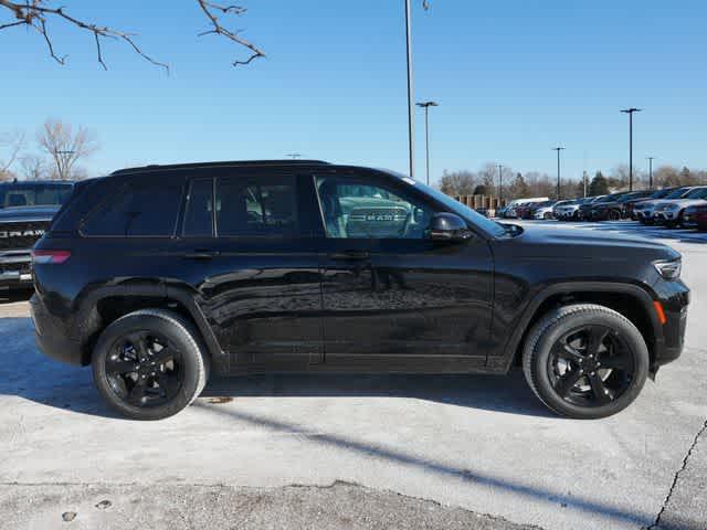 new 2025 Jeep Grand Cherokee car, priced at $51,191