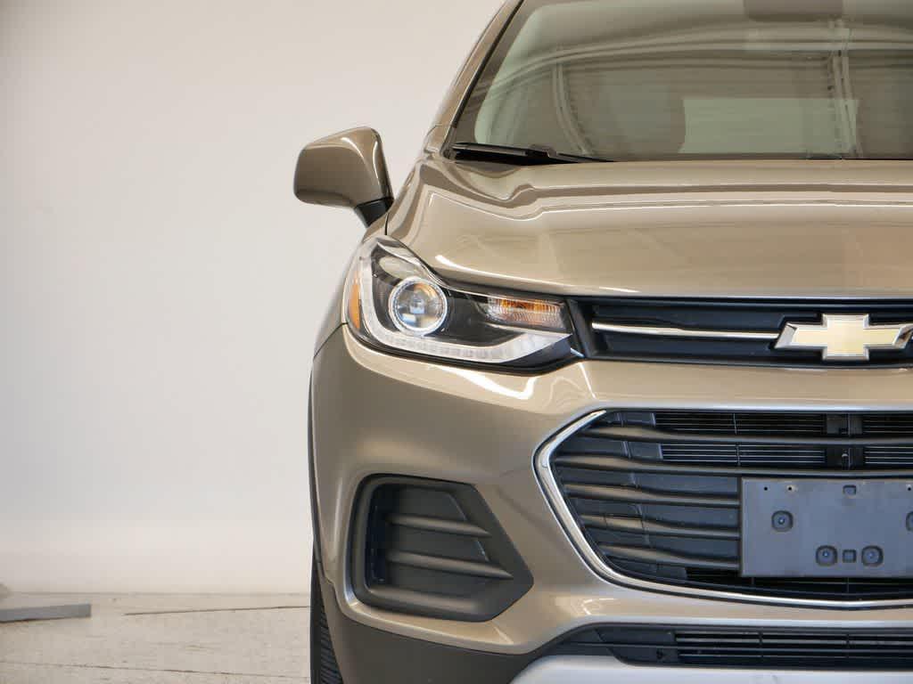 used 2022 Chevrolet Trax car, priced at $16,987