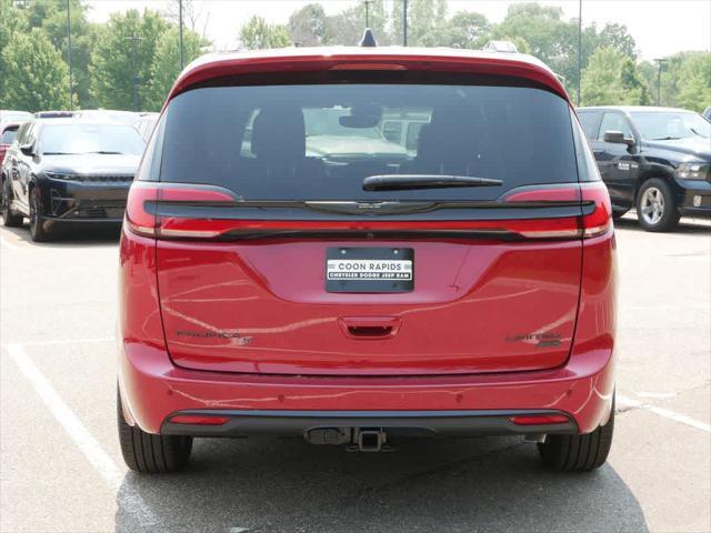 new 2025 Chrysler Pacifica car, priced at $55,969