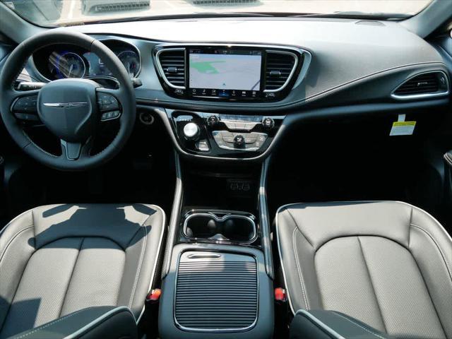new 2025 Chrysler Pacifica car, priced at $55,969