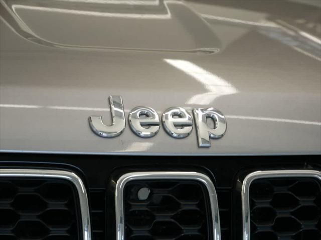 used 2018 Jeep Grand Cherokee car, priced at $14,476