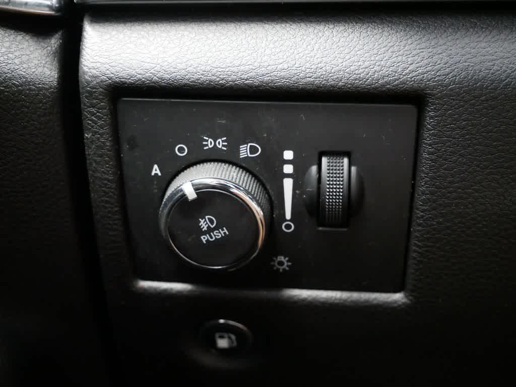 used 2018 Jeep Grand Cherokee car, priced at $13,963