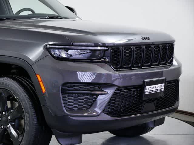 new 2024 Jeep Grand Cherokee car, priced at $44,686