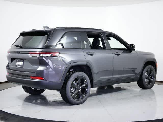 new 2024 Jeep Grand Cherokee car, priced at $44,686