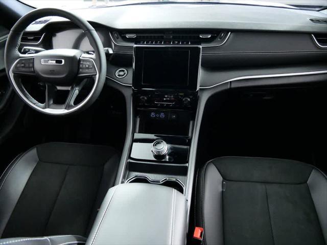 new 2024 Jeep Grand Cherokee car, priced at $45,650
