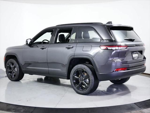 new 2024 Jeep Grand Cherokee car, priced at $45,650