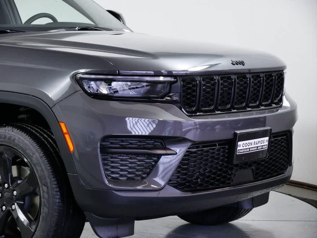 used 2024 Jeep Grand Cherokee car, priced at $42,000