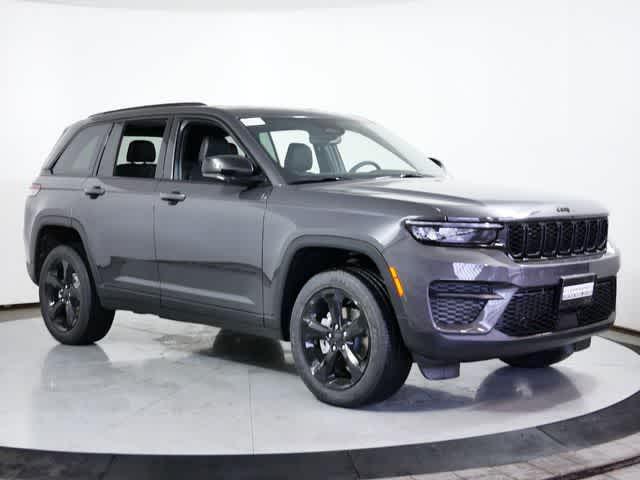 new 2024 Jeep Grand Cherokee car, priced at $44,686