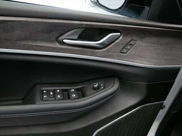 new 2025 Jeep Grand Cherokee 4xe car, priced at $60,152