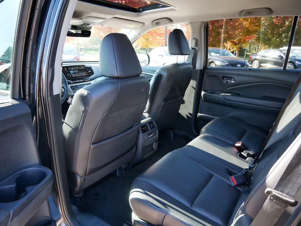 used 2019 Honda Pilot car, priced at $28,097