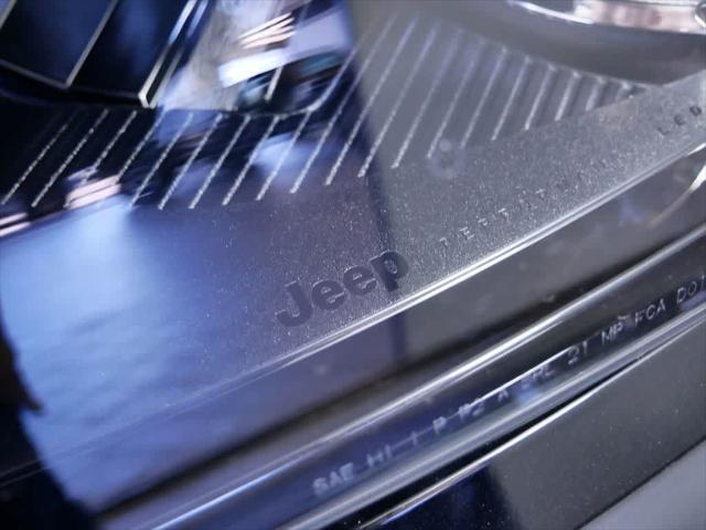 new 2025 Jeep Compass car, priced at $34,218