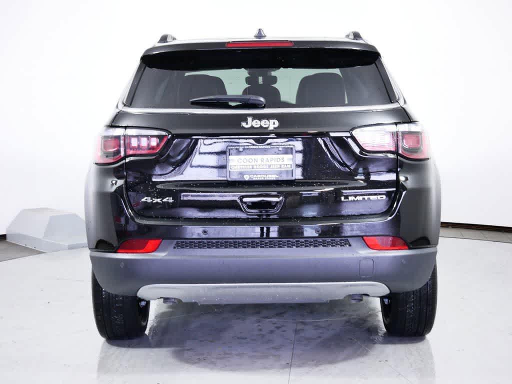 new 2025 Jeep Compass car, priced at $29,998