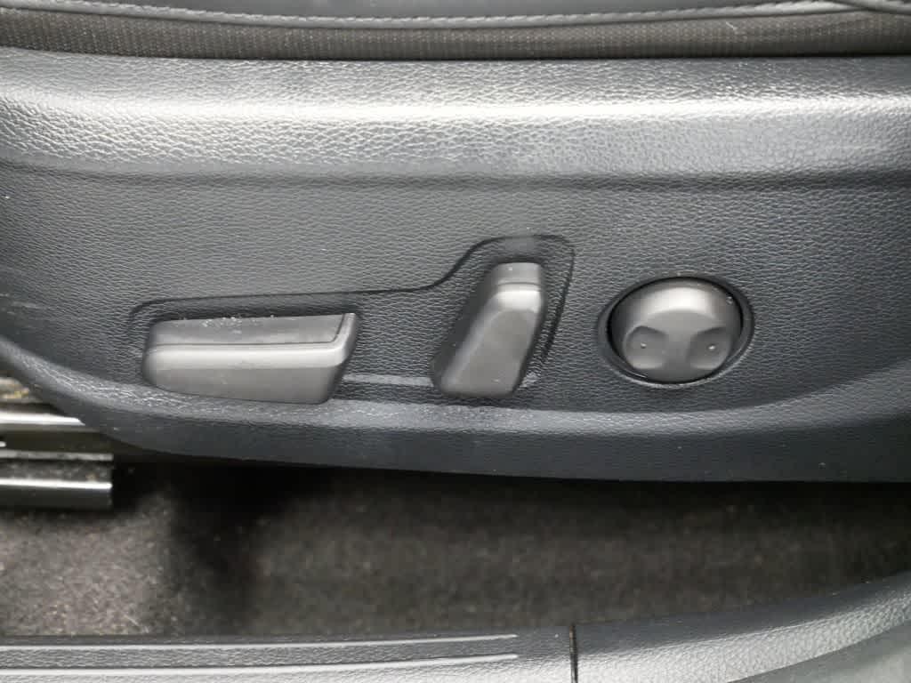 used 2022 Kia Seltos car, priced at $18,999