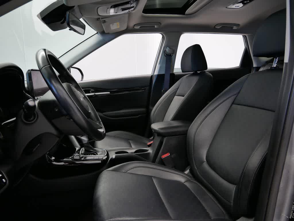 used 2022 Kia Seltos car, priced at $18,999