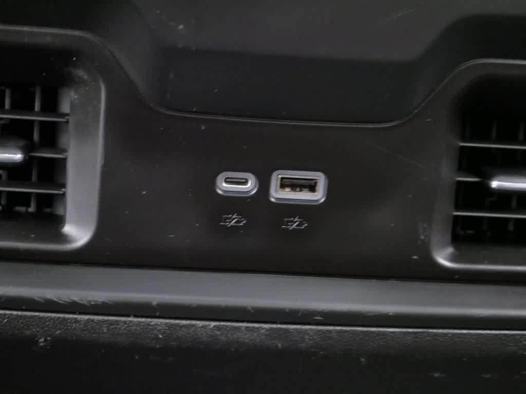 used 2022 Chevrolet Silverado 1500 car, priced at $37,373