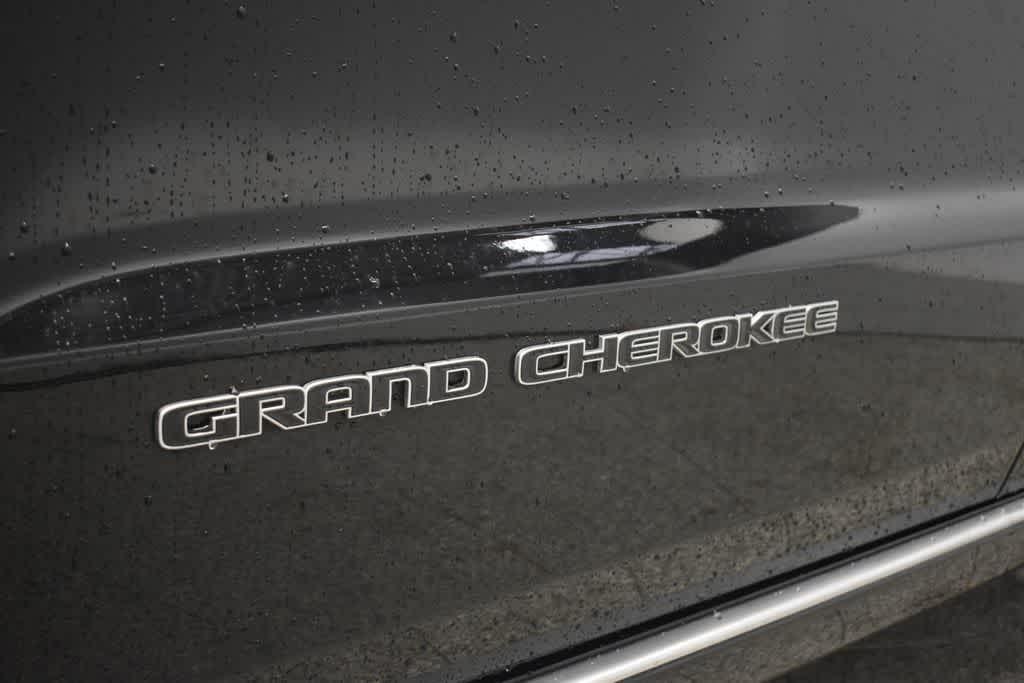 used 2021 Jeep Grand Cherokee car, priced at $28,688