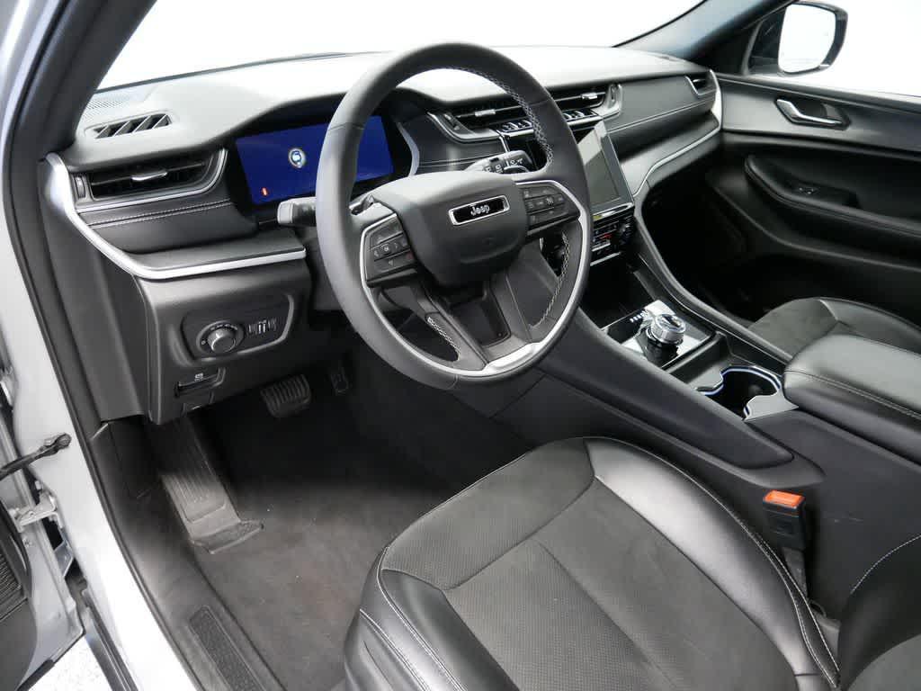 used 2024 Jeep Grand Cherokee car, priced at $33,708