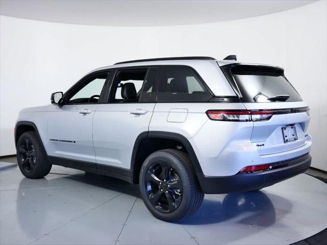 new 2025 Jeep Grand Cherokee car, priced at $48,379