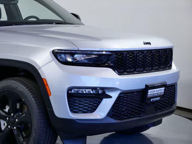 new 2025 Jeep Grand Cherokee car, priced at $51,191