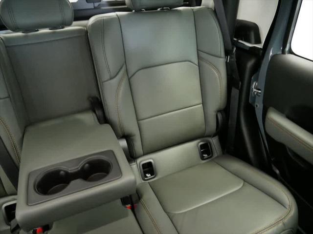 new 2025 Jeep Gladiator car, priced at $58,533