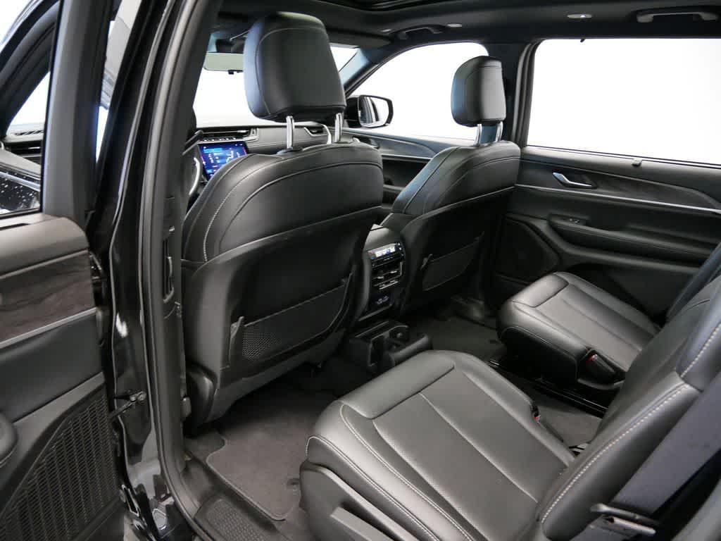 new 2025 Jeep Grand Cherokee L car, priced at $46,498
