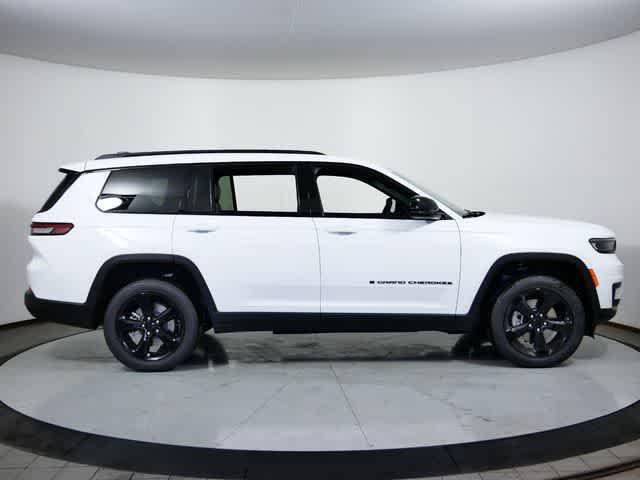 new 2024 Jeep Grand Cherokee L car, priced at $48,489