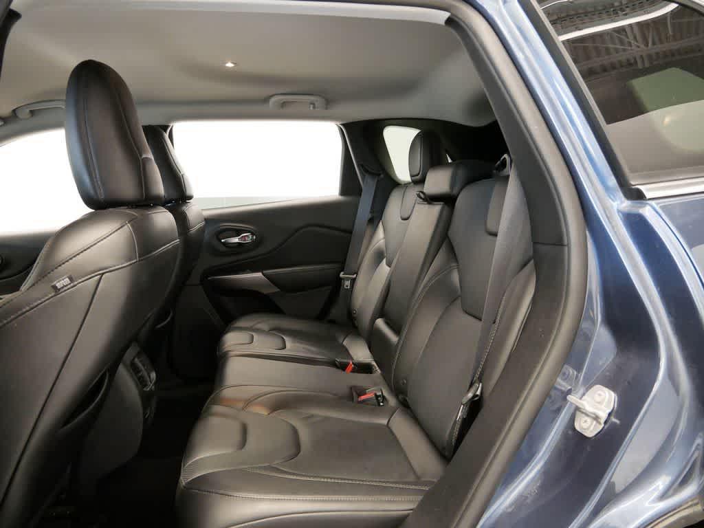 used 2019 Jeep Cherokee car, priced at $18,966