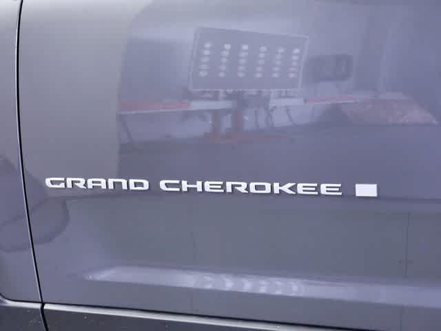 new 2025 Jeep Grand Cherokee car, priced at $46,632