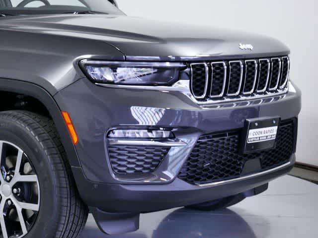 new 2025 Jeep Grand Cherokee car, priced at $46,632