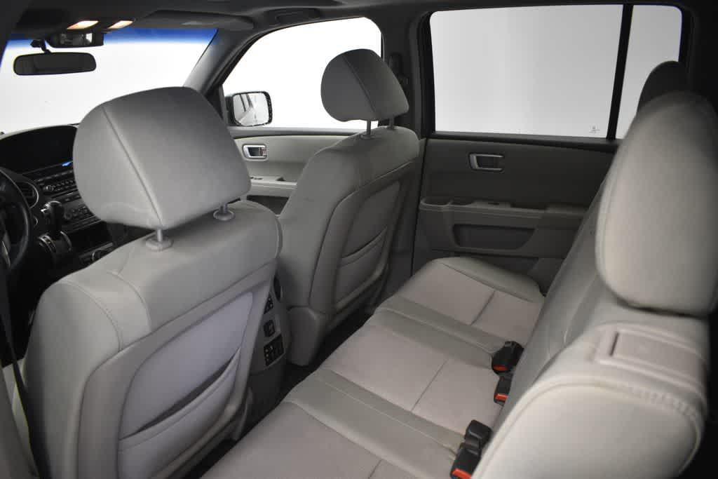used 2015 Honda Pilot car, priced at $12,320