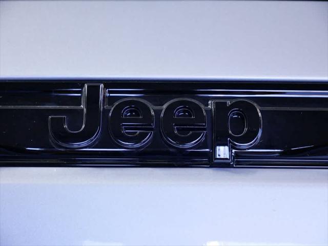 new 2024 Jeep Grand Cherokee car, priced at $45,208