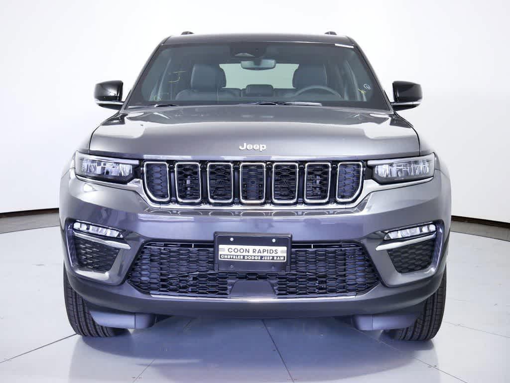 new 2025 Jeep Grand Cherokee car, priced at $45,341