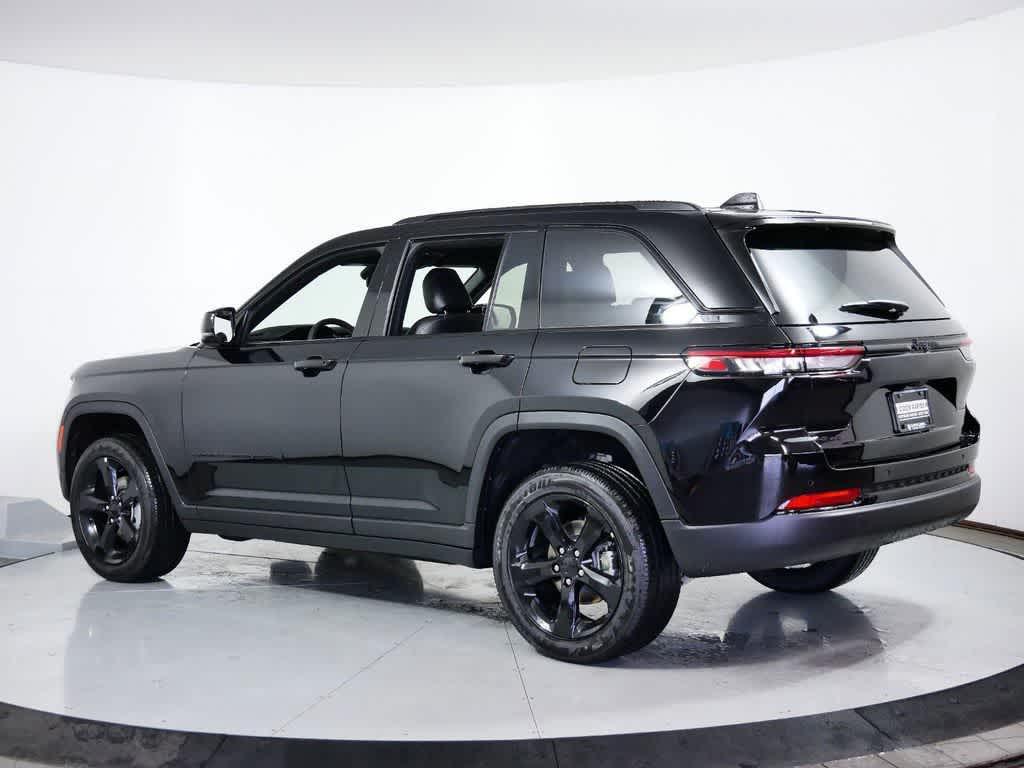used 2024 Jeep Grand Cherokee car, priced at $41,537