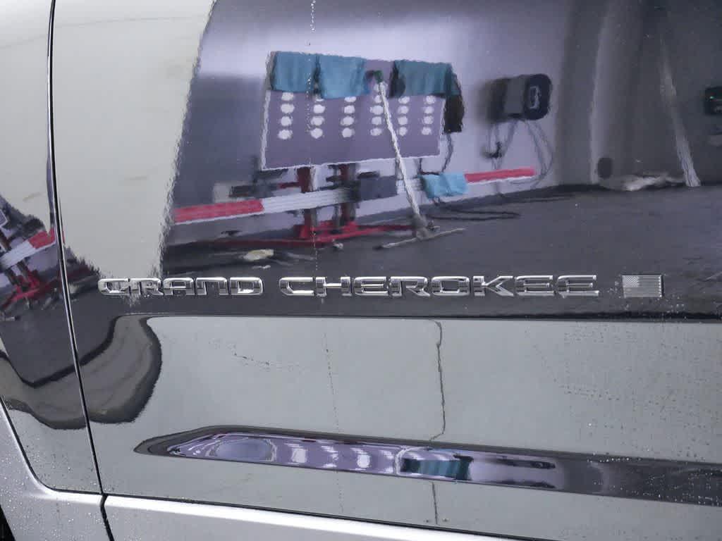 used 2024 Jeep Grand Cherokee car, priced at $41,537