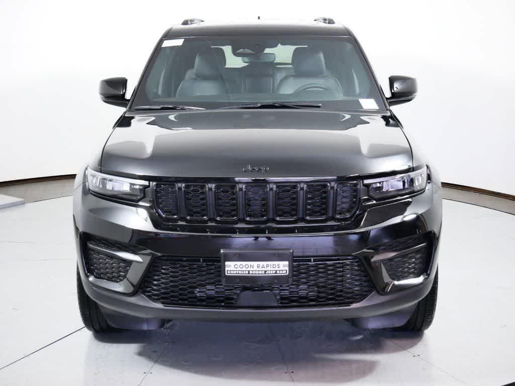 used 2024 Jeep Grand Cherokee car, priced at $41,537