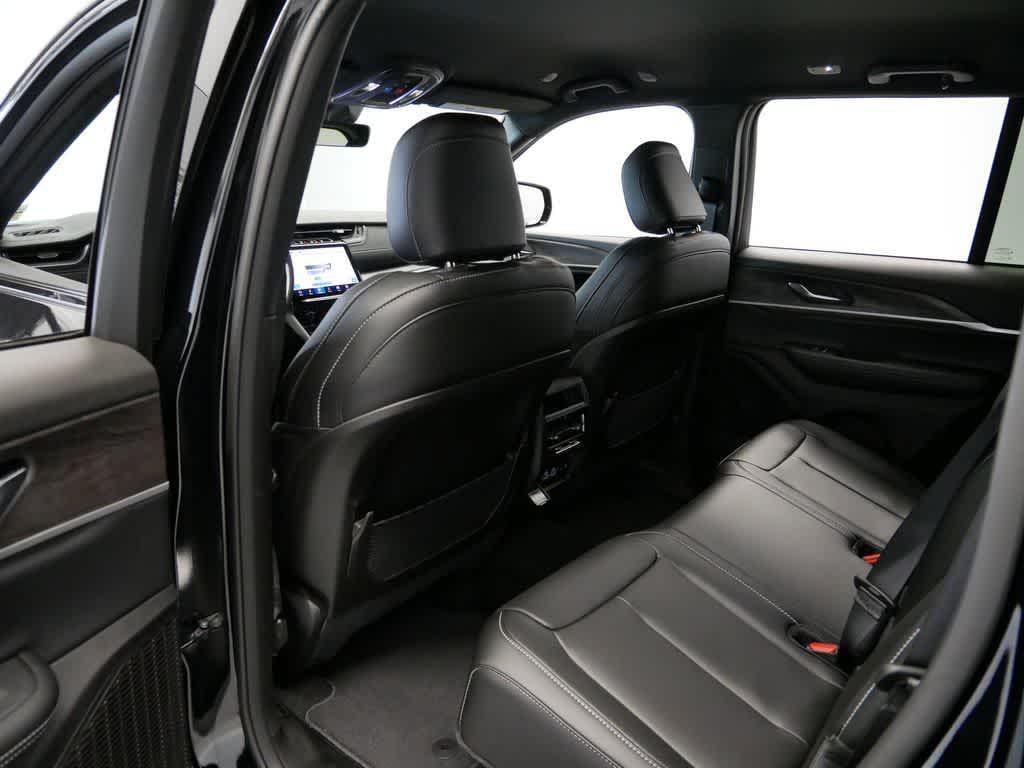 new 2025 Jeep Grand Cherokee car, priced at $47,641