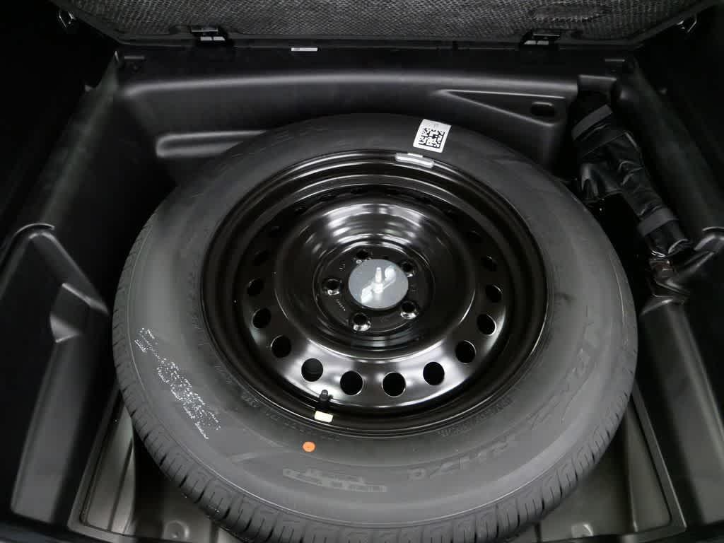 new 2025 Jeep Grand Cherokee car, priced at $47,641