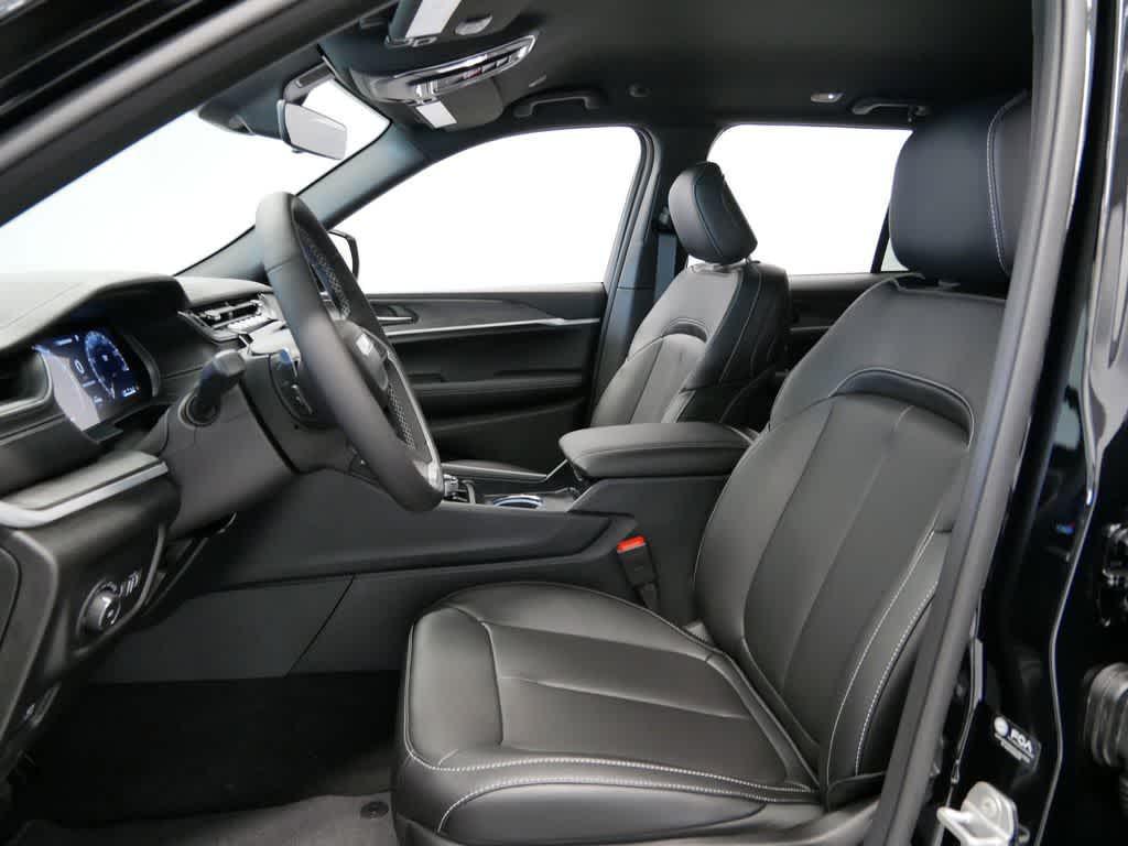 new 2025 Jeep Grand Cherokee car, priced at $47,641