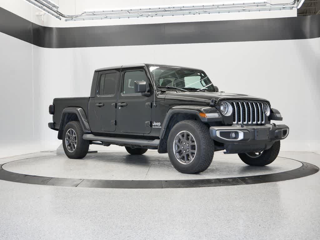 used 2021 Jeep Gladiator car, priced at $27,467