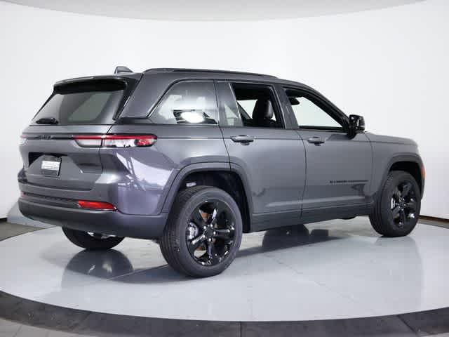 new 2024 Jeep Grand Cherokee car, priced at $47,115