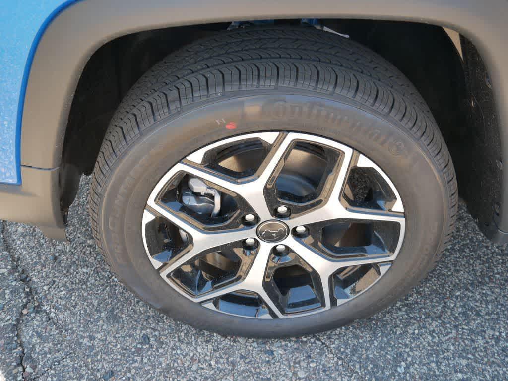 new 2025 Jeep Compass car, priced at $33,041