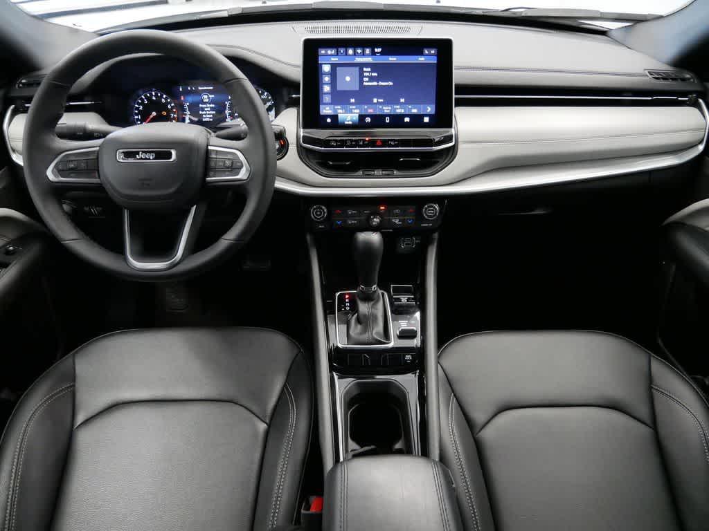 new 2025 Jeep Compass car, priced at $30,498