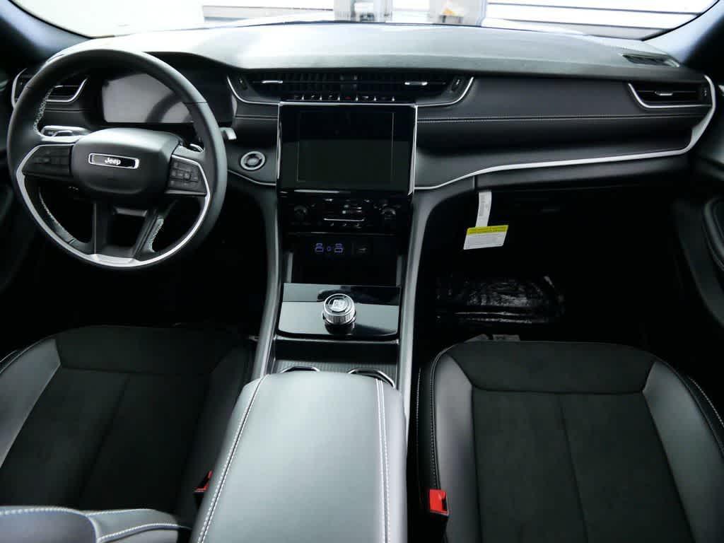 new 2024 Jeep Grand Cherokee car, priced at $41,516