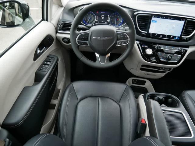used 2024 Chrysler Pacifica car, priced at $30,493
