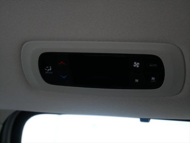 used 2024 Chrysler Pacifica car, priced at $30,493
