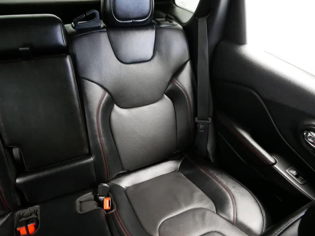 used 2022 Jeep Cherokee car, priced at $27,736