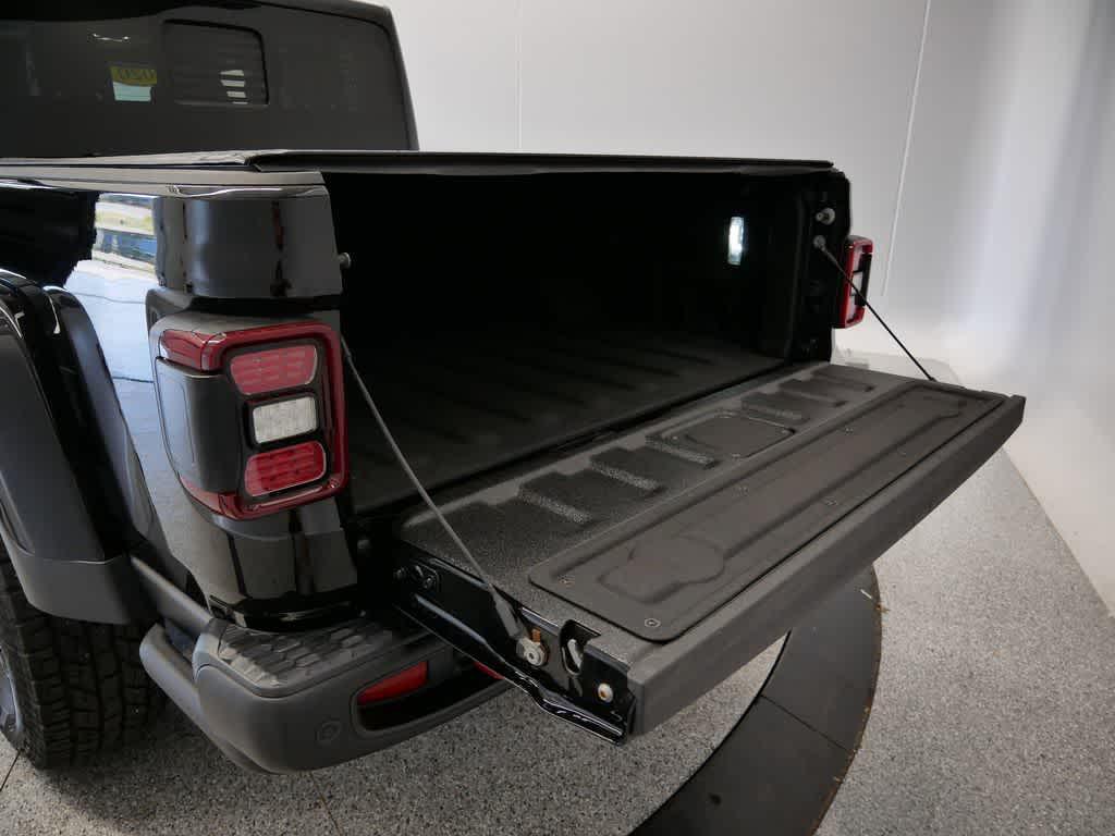 used 2020 Jeep Gladiator car, priced at $32,477